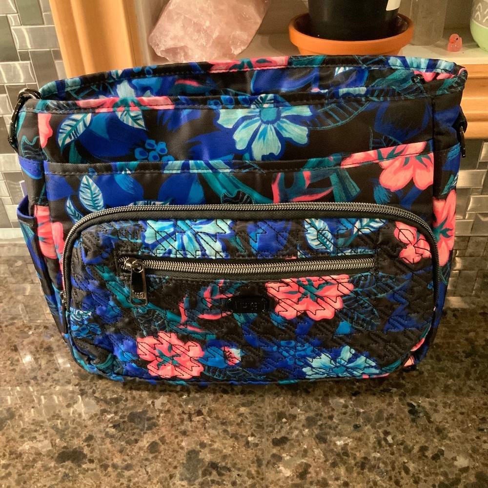 LUG RESORT BLACK SHIMMY SE